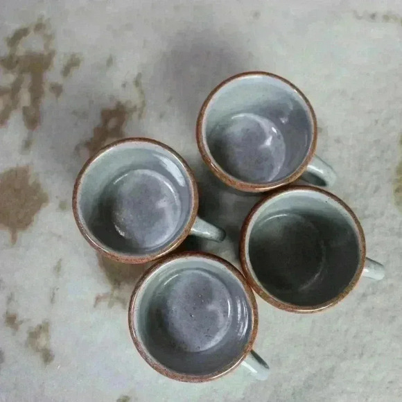 VINTAGE TREASURE CRAFT Glazed Earthenware Handmade 1980s Set of 4 Mugs Handles - Picture 9 of 10